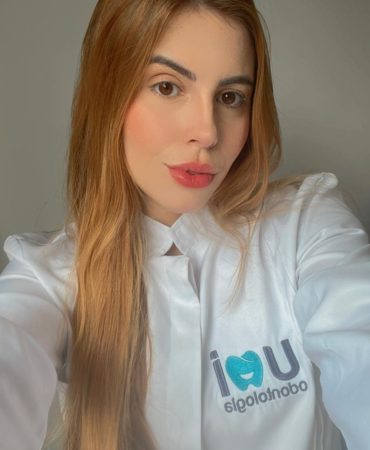 Foto Dra Isabela (1)